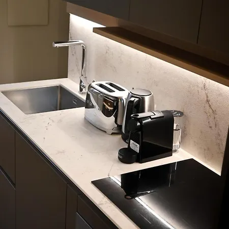 Luxury - 15 Min Duomo Apartment
