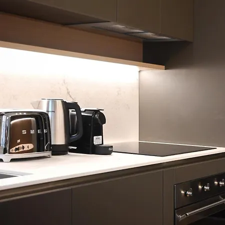 Luxury - 15 Min Duomo Apartment *